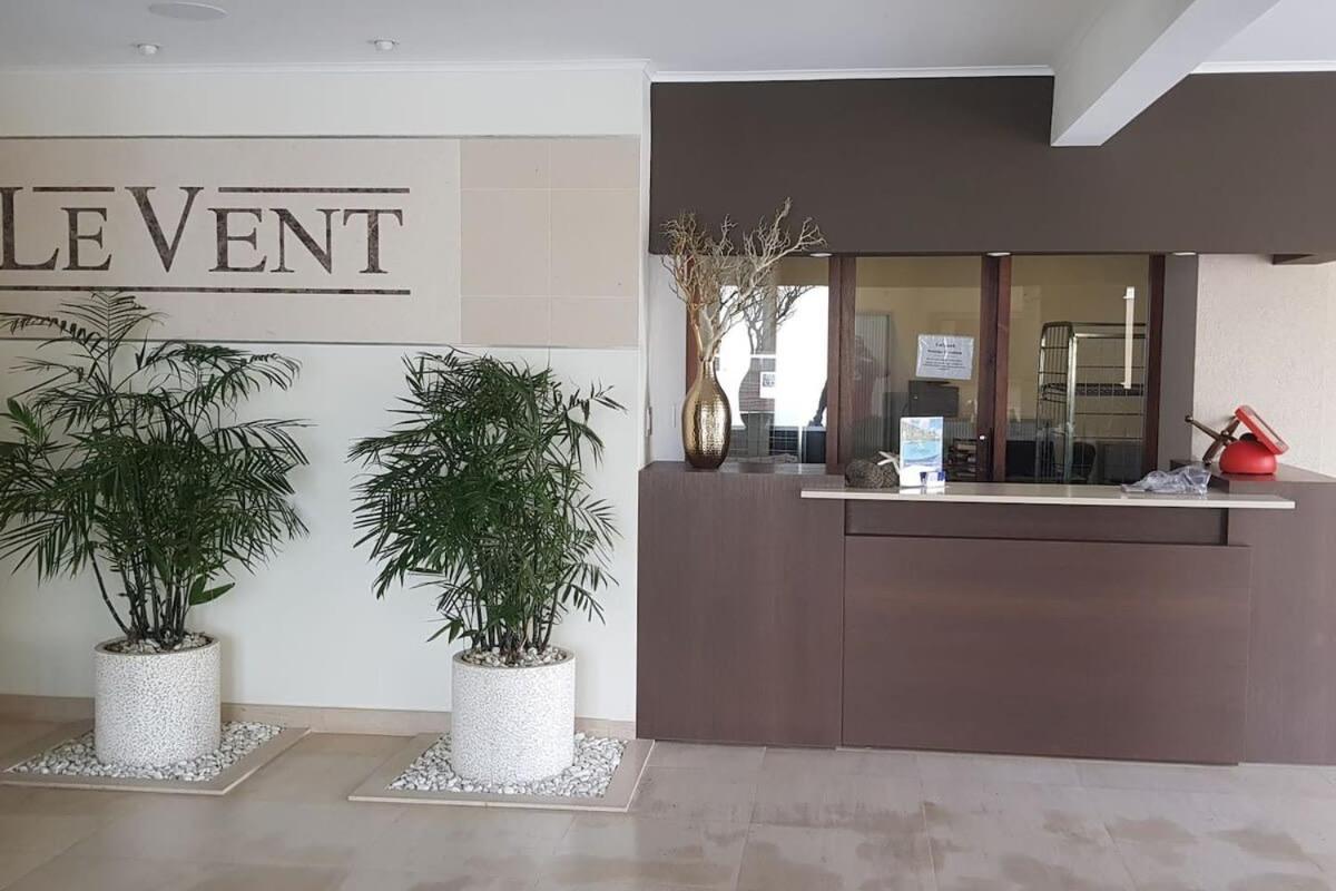 פאלם ביץ' Beautiful Apartment In Eagle Beach Levent מראה חיצוני תמונה